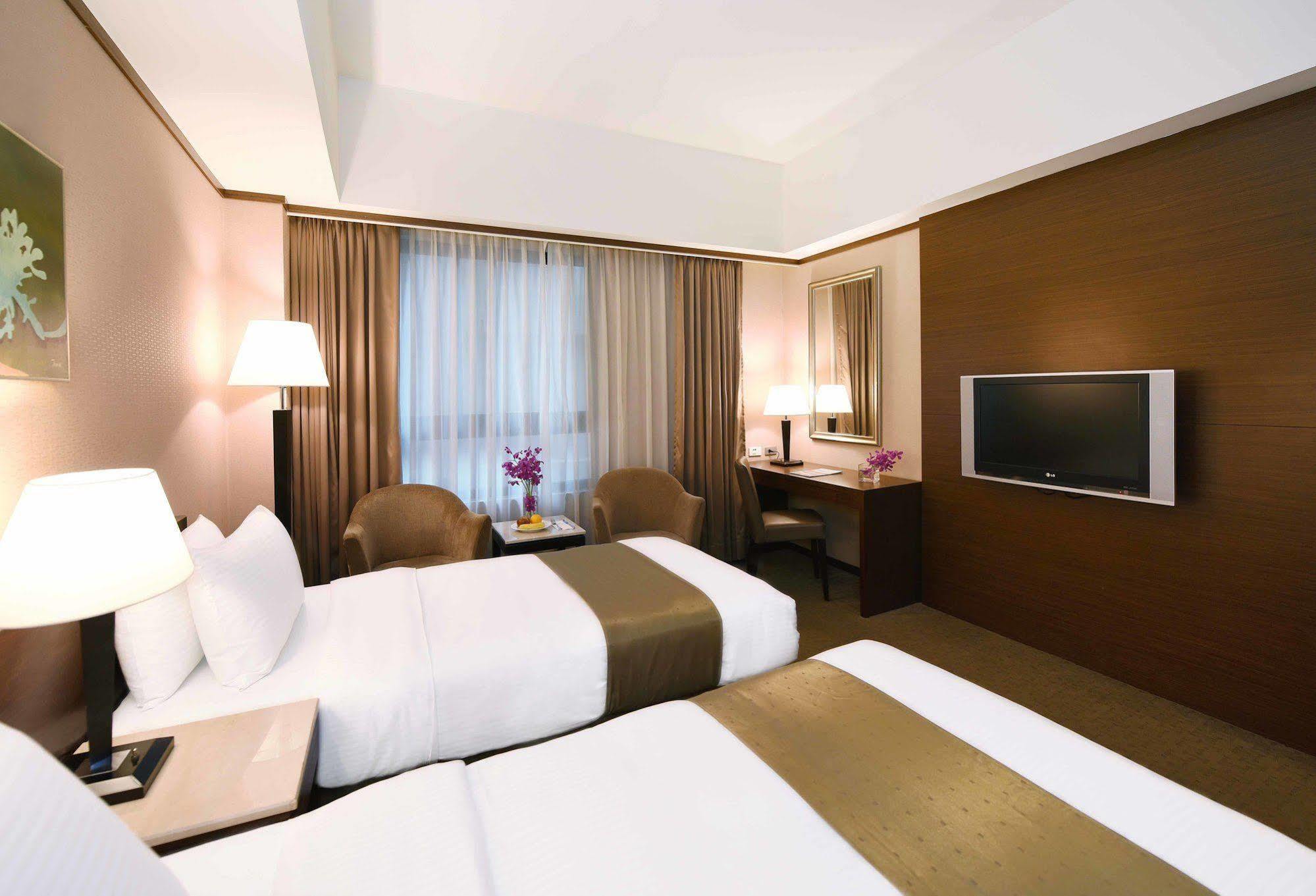 Fullon Hotel Sanyin Sanxia Bagian luar foto