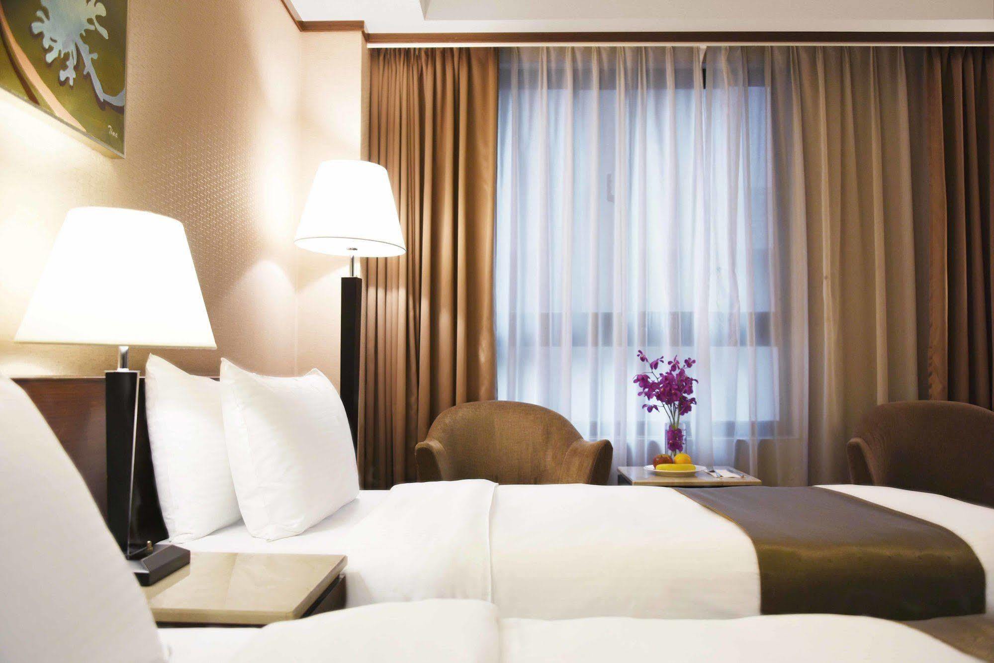 Fullon Hotel Sanyin Sanxia Bagian luar foto